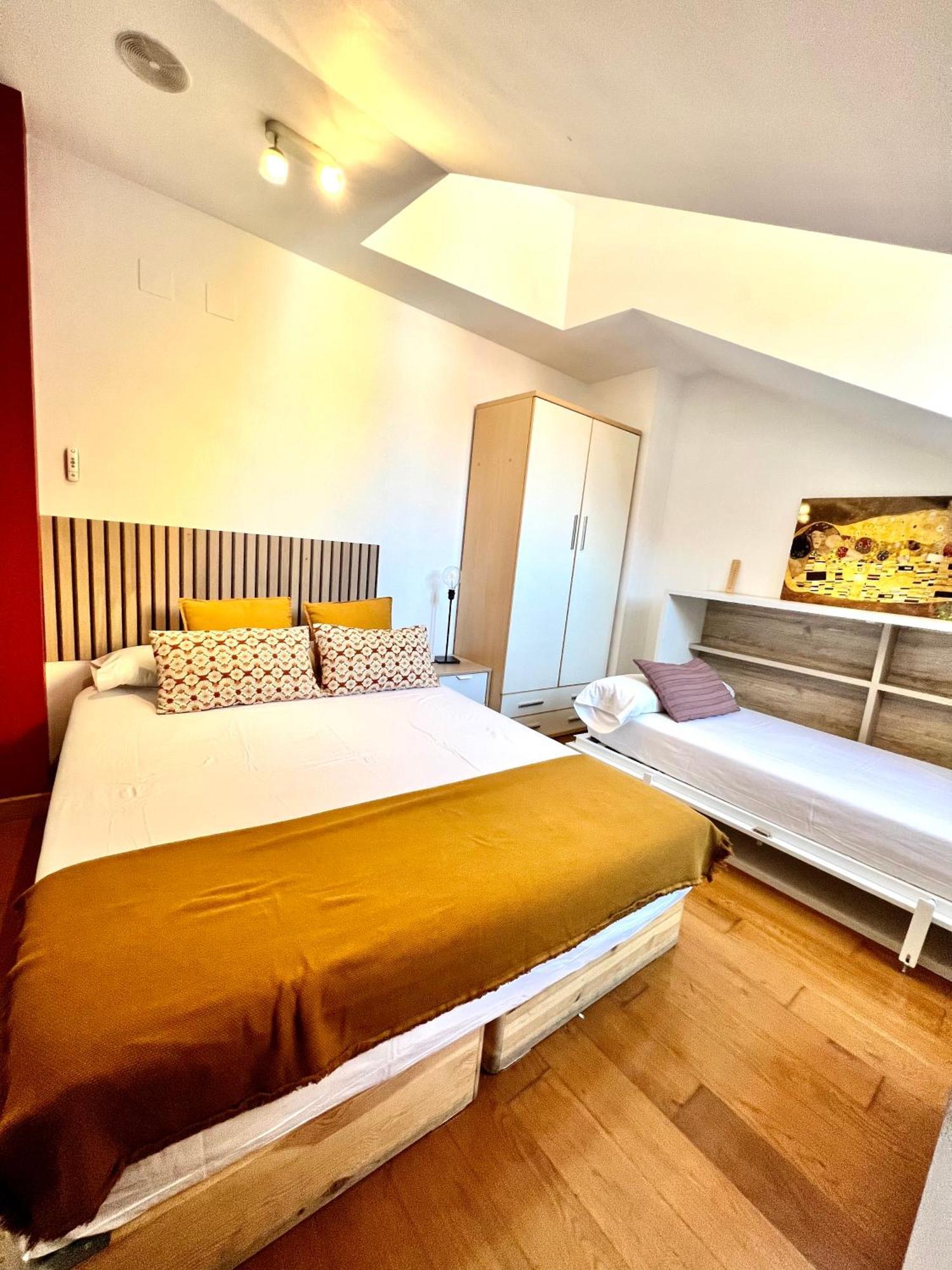 Apartamentos San Antonio Aranda de Duero Exterior foto
